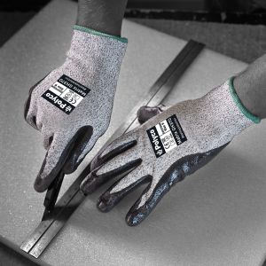 Matrix GH370 Lightweight Cut Resistant Nitrile Palm Coated Glove